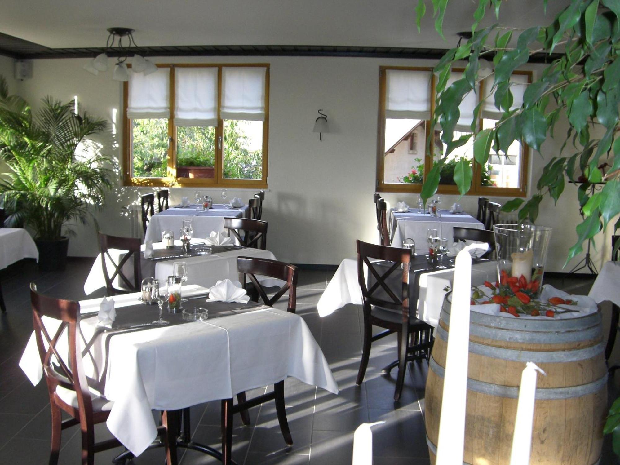 Hotel Restaurant Alpenblick Ernen Dış mekan fotoğraf