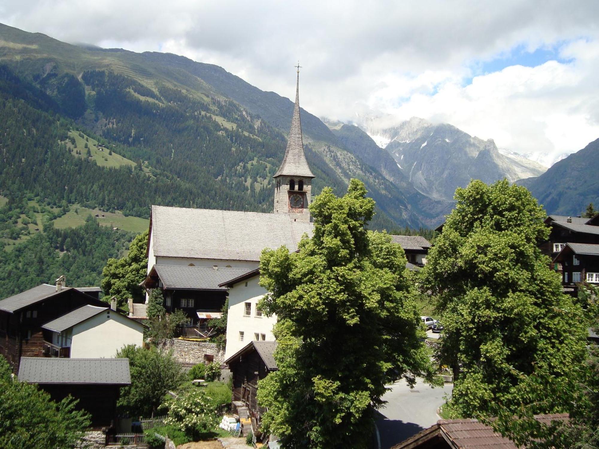 Hotel Restaurant Alpenblick Ernen Dış mekan fotoğraf